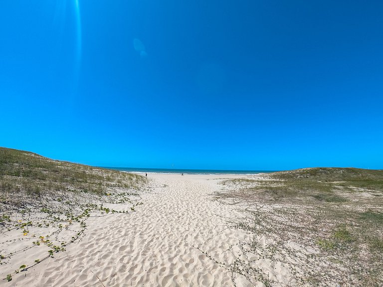 Apartamento completo de 3 quartos à beira-mar