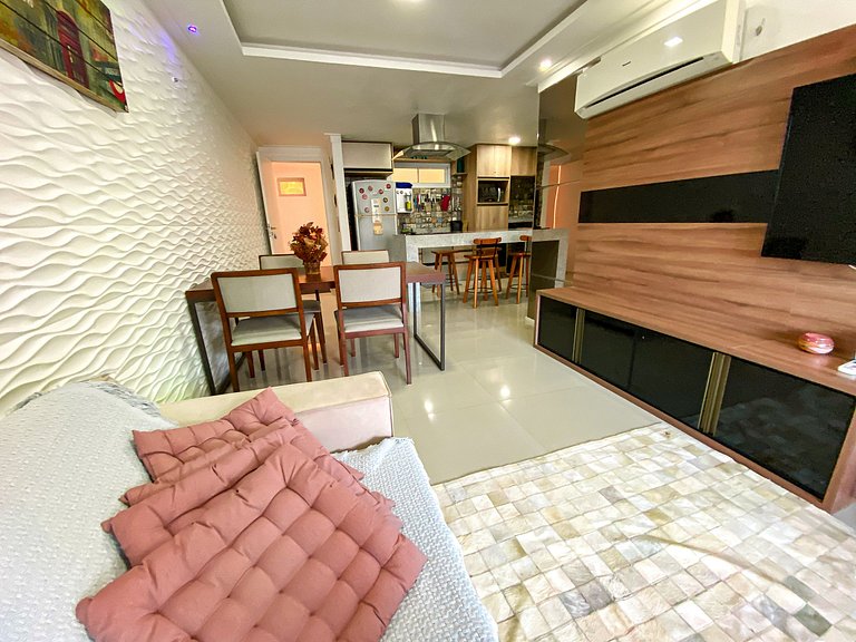 Apto completo ao lado do Beach Park e com banheira