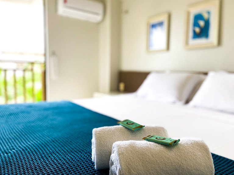 Cobertura Espetacular em condomínio pé na areia