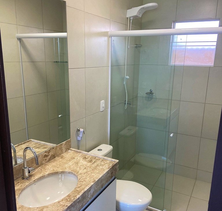 Apto com vista para o mar próximo ao Beach Park