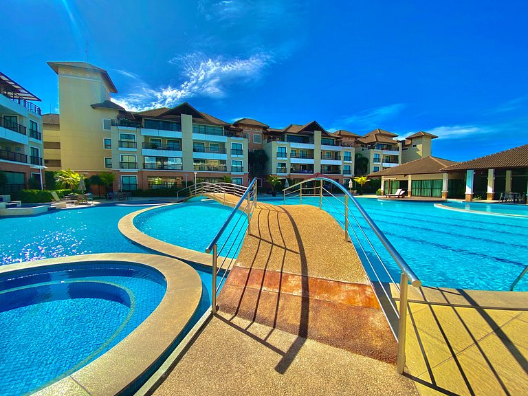 Linda Cobertura com vista principal do resort