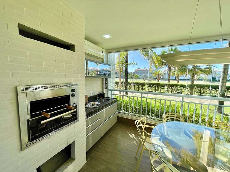 Apartamento terreo exclusivo no Golf Ville