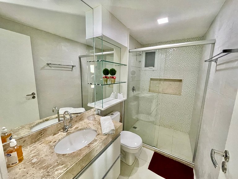 Golf Ville Rez-de-Chaussée: 3 Suites, Vue Golf & Barbecue