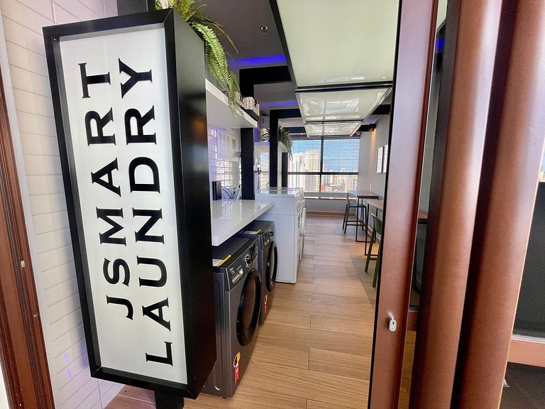 Studio moderno com garagem no JSmart