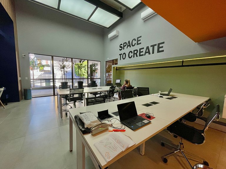 Studio moderno com garagem no JSmart