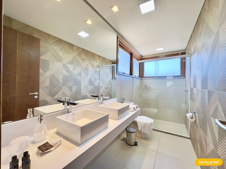 Villa Laranja Prainha 6-suite house facing the sea in Ceará