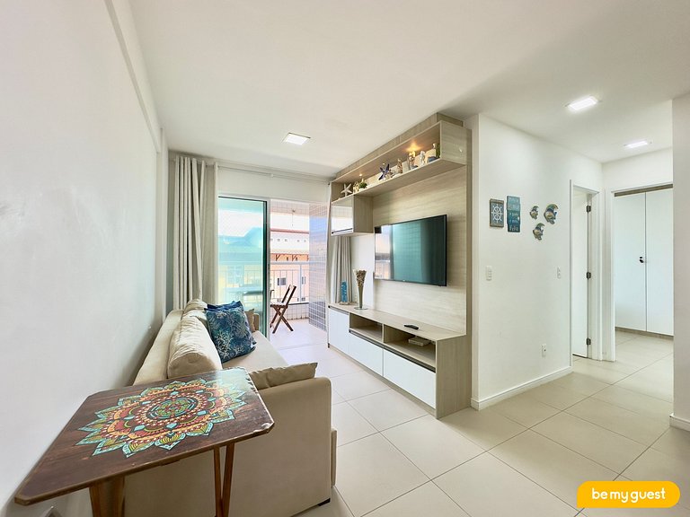 Lindo apartamento decorado e com vista mar
