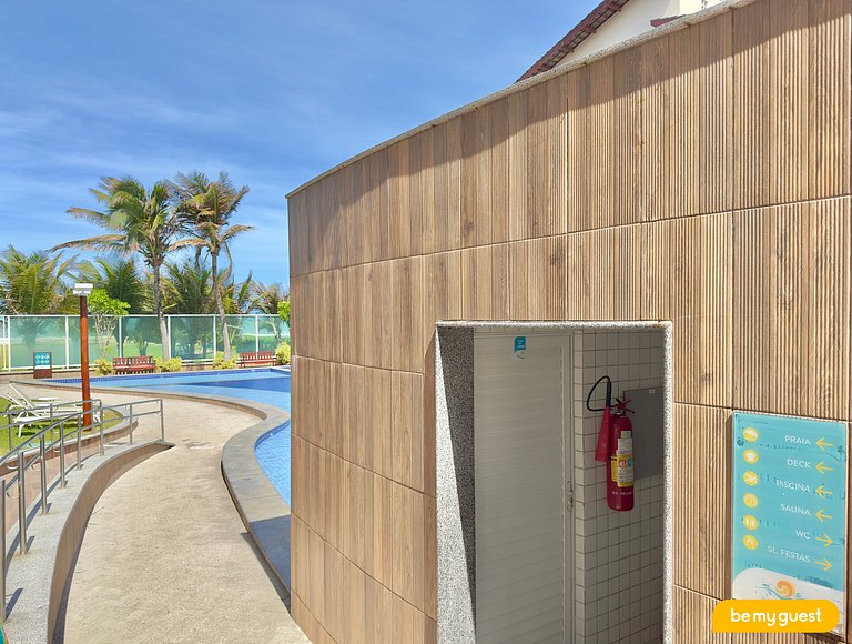 Lindo apartamento decorado e com vista mar