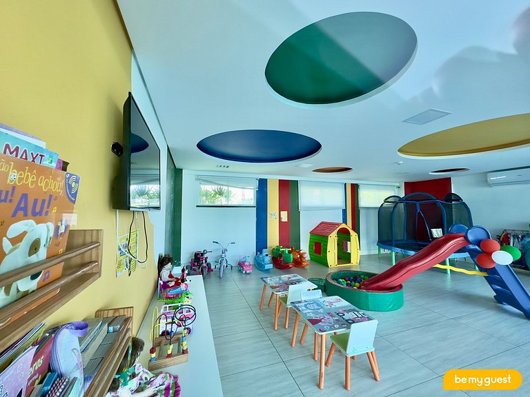 Lindo apartamento decorado e com vista mar