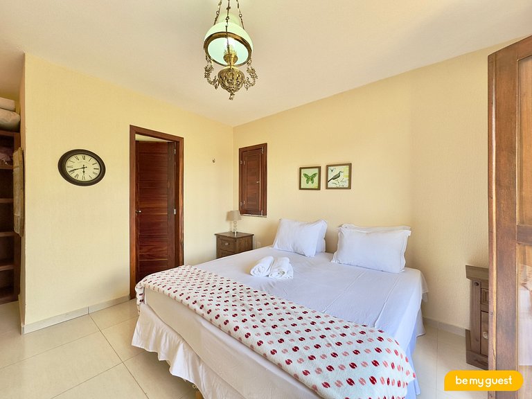 Linda casa com vista em condomínio privado