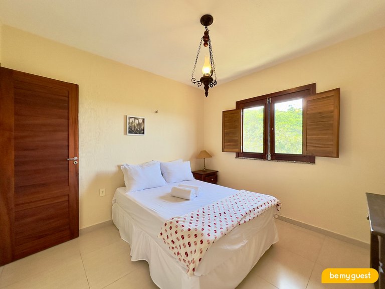 Linda casa com vista em condomínio privado