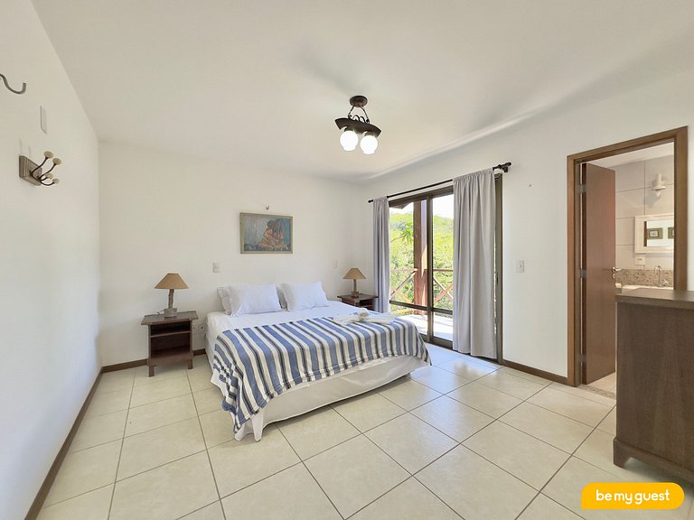 Casa ultra confortável no condomínio Monte Flor