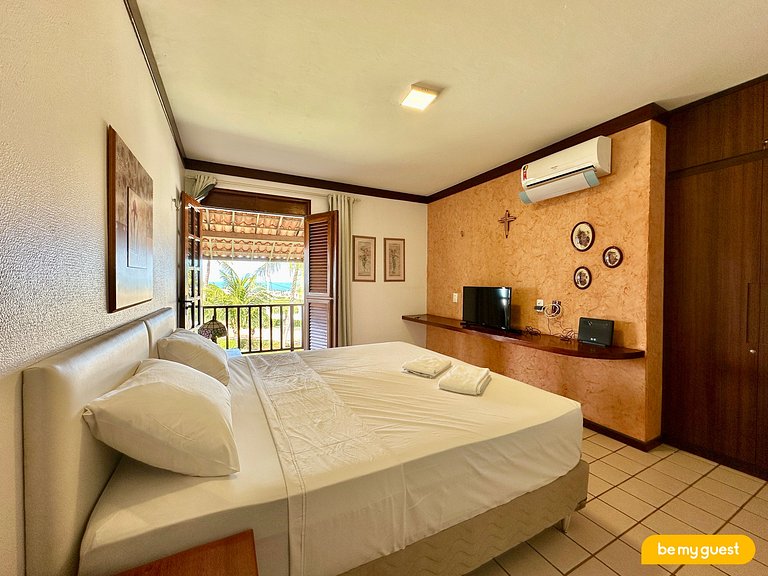 Casa completa e com belíssima vista do mar