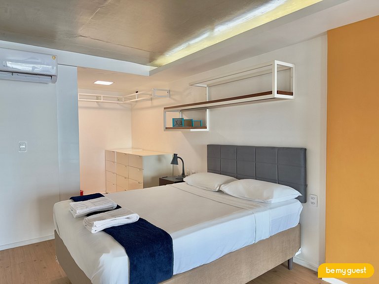 Lindo apartamento decorado com vista mar