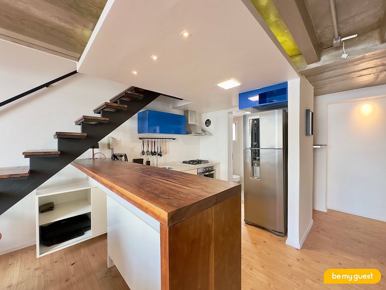 Lindo apartamento decorado com vista mar