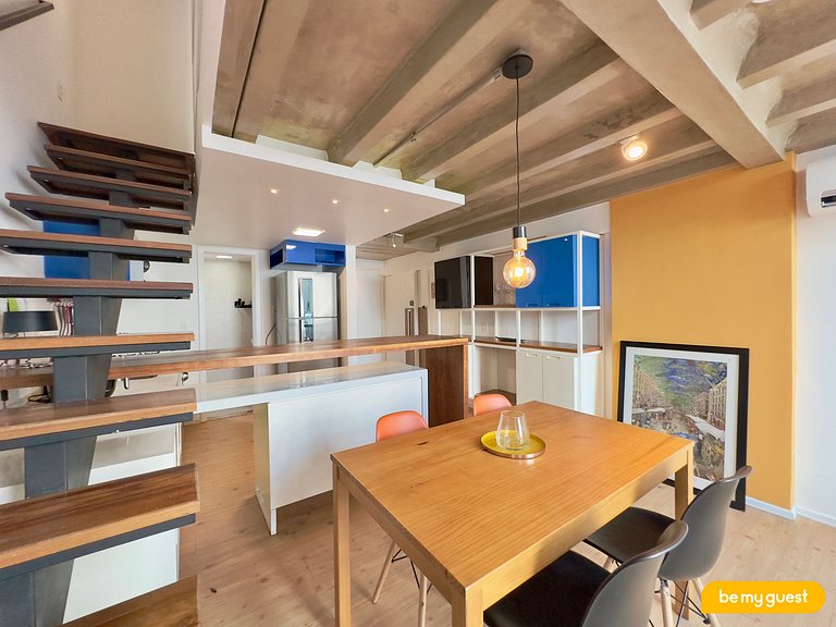 Lindo apartamento decorado com vista mar