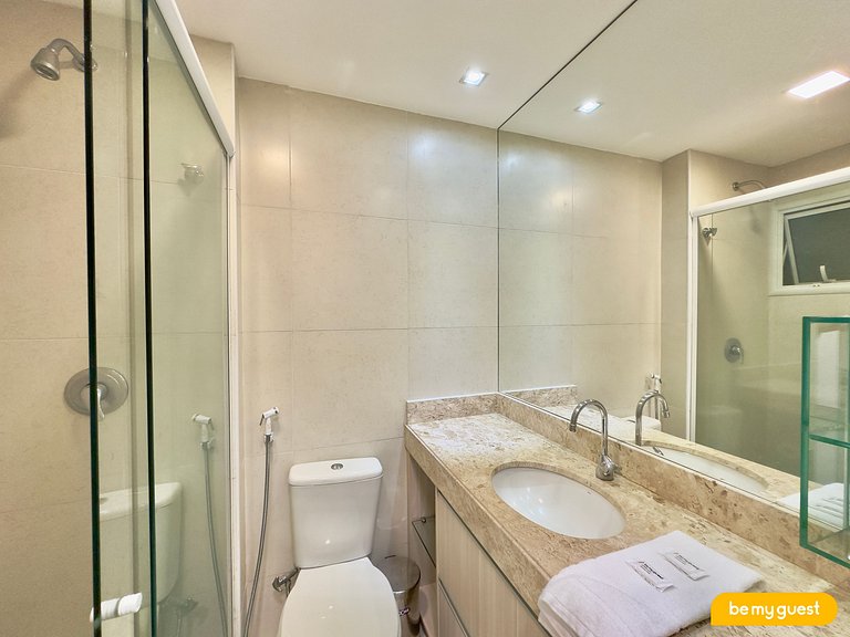 Cobertura com jacuzzi e vista mar no Golf Ville