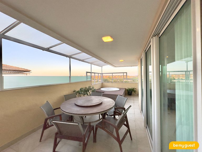 Cobertura com jacuzzi e vista mar no Golf Ville