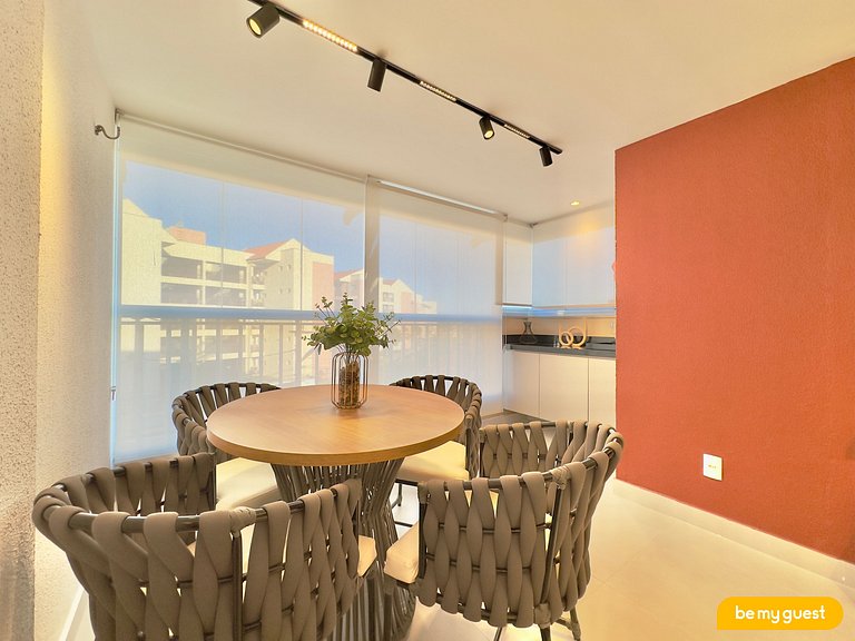 Lindo apto de 3 quartos ao lado do Beach Park