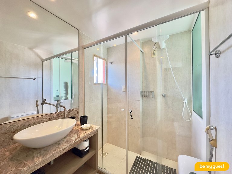 Apartamento perfeito com linda vista mar