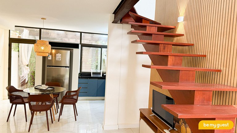 Linda casa em condomínio fechado completo