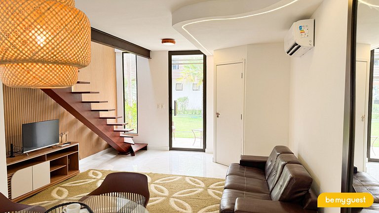 Linda casa em condomínio fechado completo