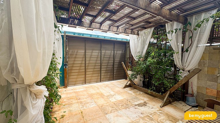 Linda casa em condomínio fechado completo