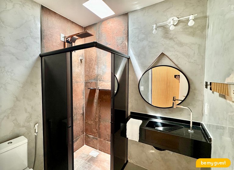 Linda casa em condomínio fechado completo
