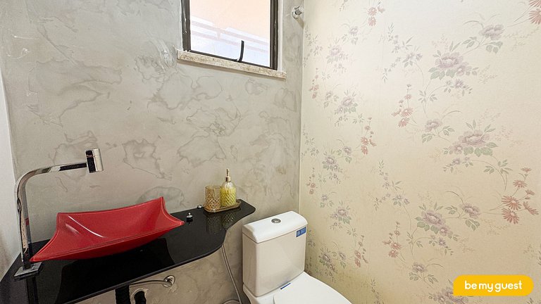 Linda casa em condomínio fechado completo