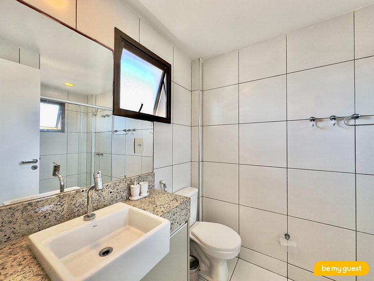 Cobertura incrível com jacuzzi e churrasqueira