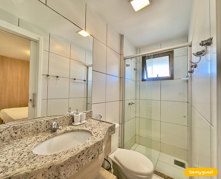 Cobertura incrível com jacuzzi e churrasqueira
