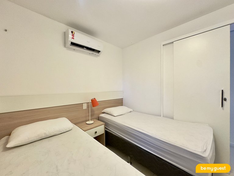 Cobertura incrível com jacuzzi e churrasqueira