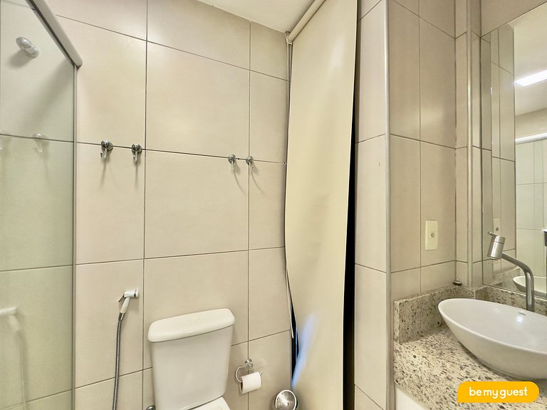 Cobertura incrível com jacuzzi e churrasqueira