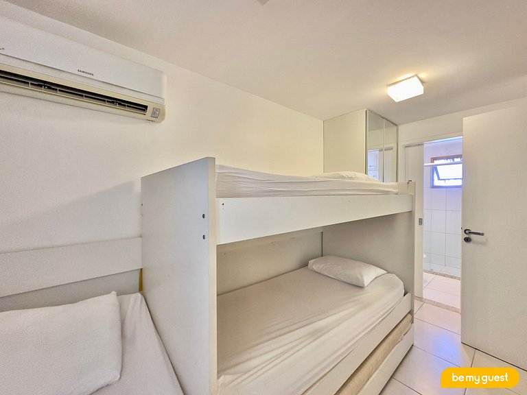 Cobertura incrível com jacuzzi e churrasqueira