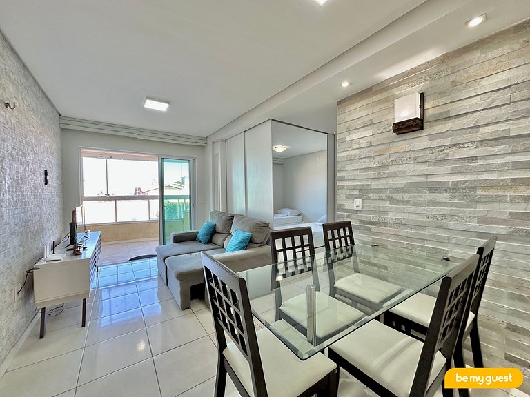 Apartamento térreo com vista para piscina
