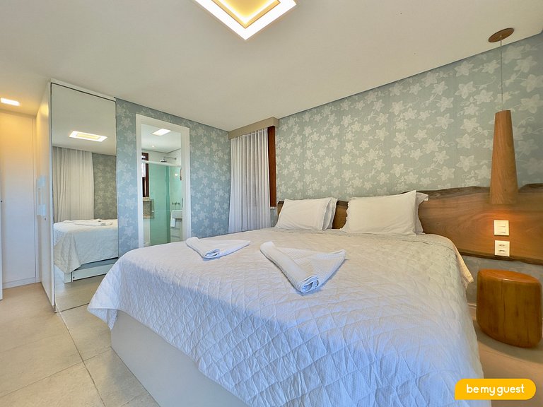 Luxuosa Casa em condomínio fechado a beira mar