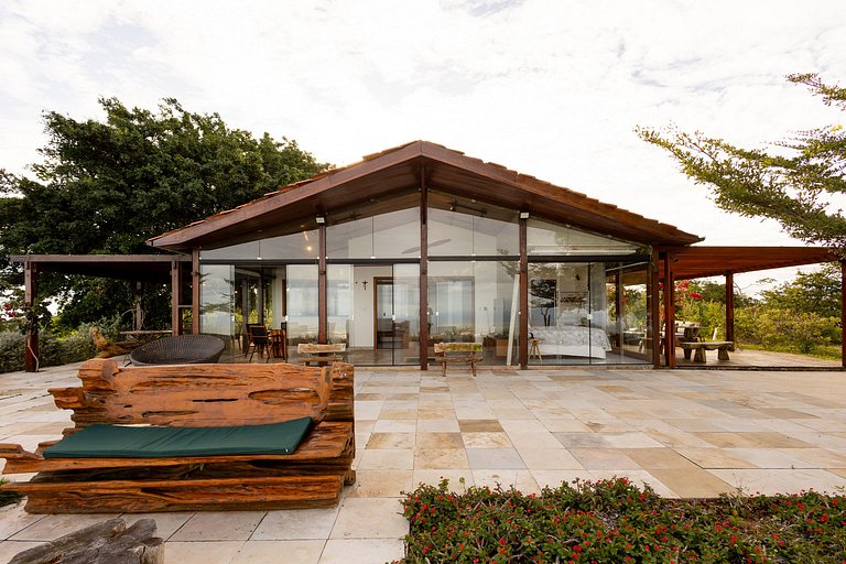 Casa Zalpes: cloud-view retreat in Serra da Meruoca