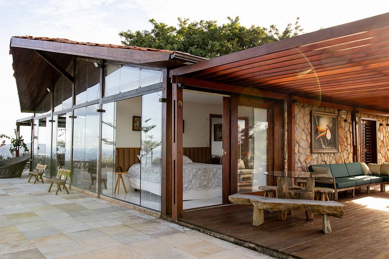 Casa Zalpes: cloud-view retreat in Serra da Meruoca