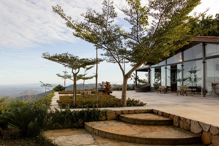 Casa Zalpes: cloud-view retreat in Serra da Meruoca