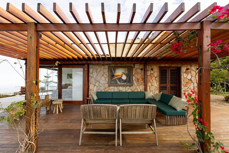 Casa Zalpes: cloud-view retreat in Serra da Meruoca