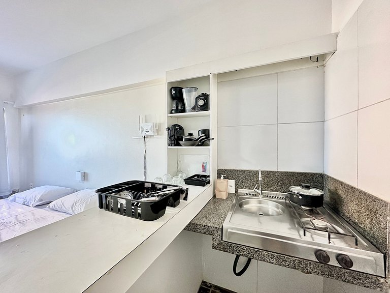 Apartamento compacto com vista mar