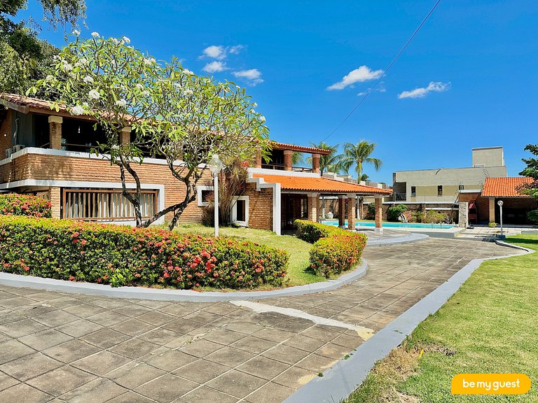 Linda casa ampla próximo ao mar do Cumbuco