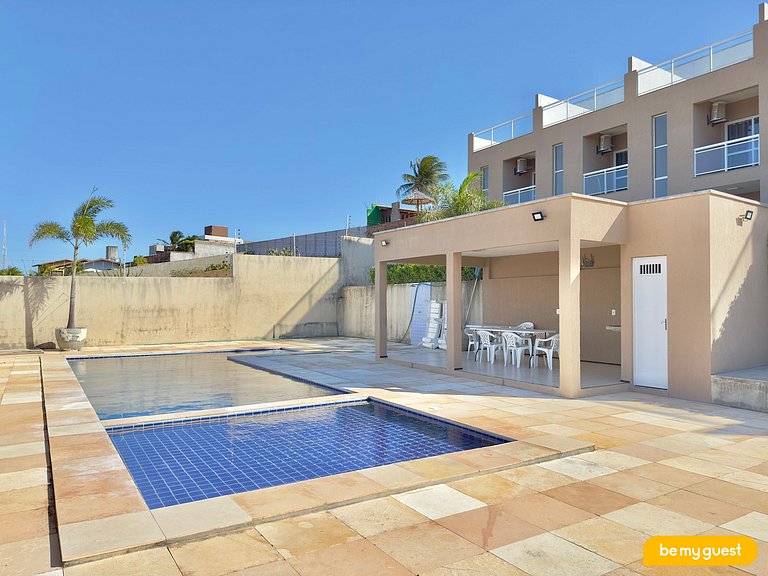 Triplex com jacuzzi e vista no Porto das Dunas
