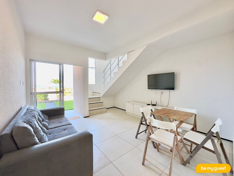 Triplex com jacuzzi e vista no Porto das Dunas
