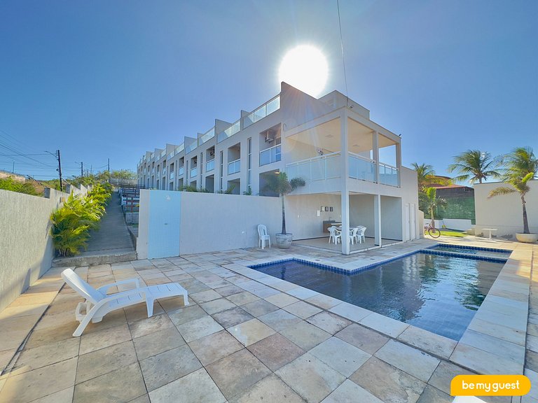 Triplex com Jacuzzi no Beach Townhouses IV