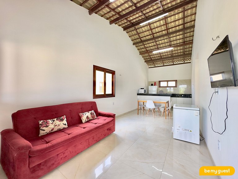 Casa ampla com piscina no Mirante do Iguape