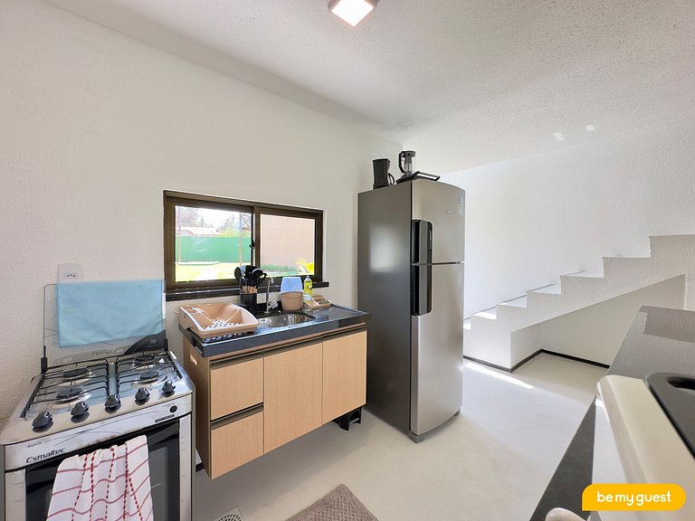 Duplex completo com 2 suítes e piscina privativa