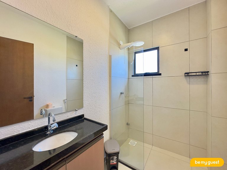 Duplex completo com 2 suítes e piscina privativa