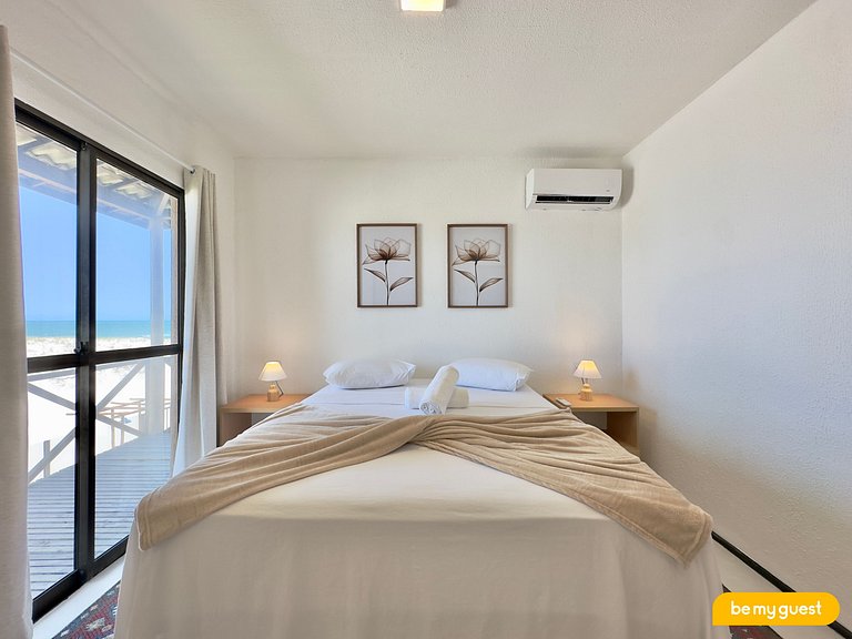 Duplex frente-mar com piscina privativa