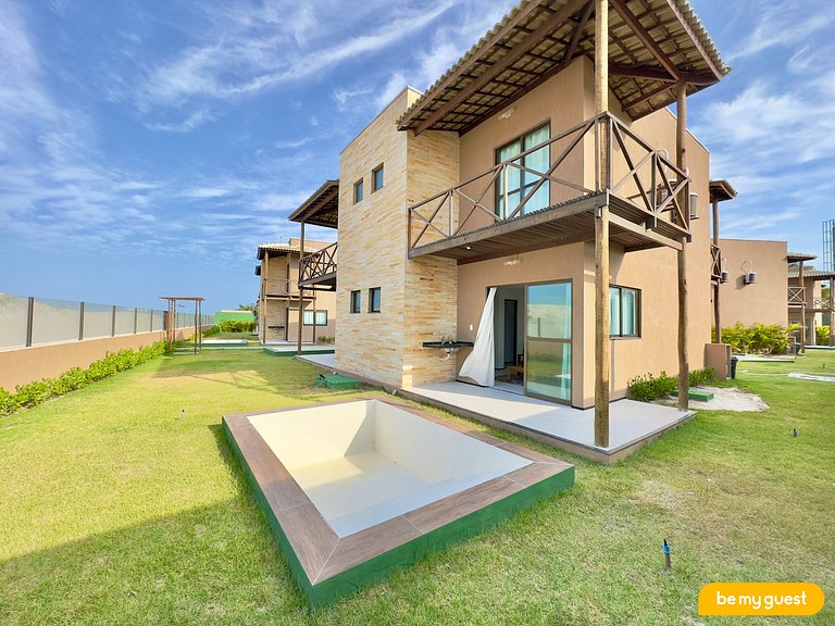 Casa duplex com vista-mar e piscina exclusiva